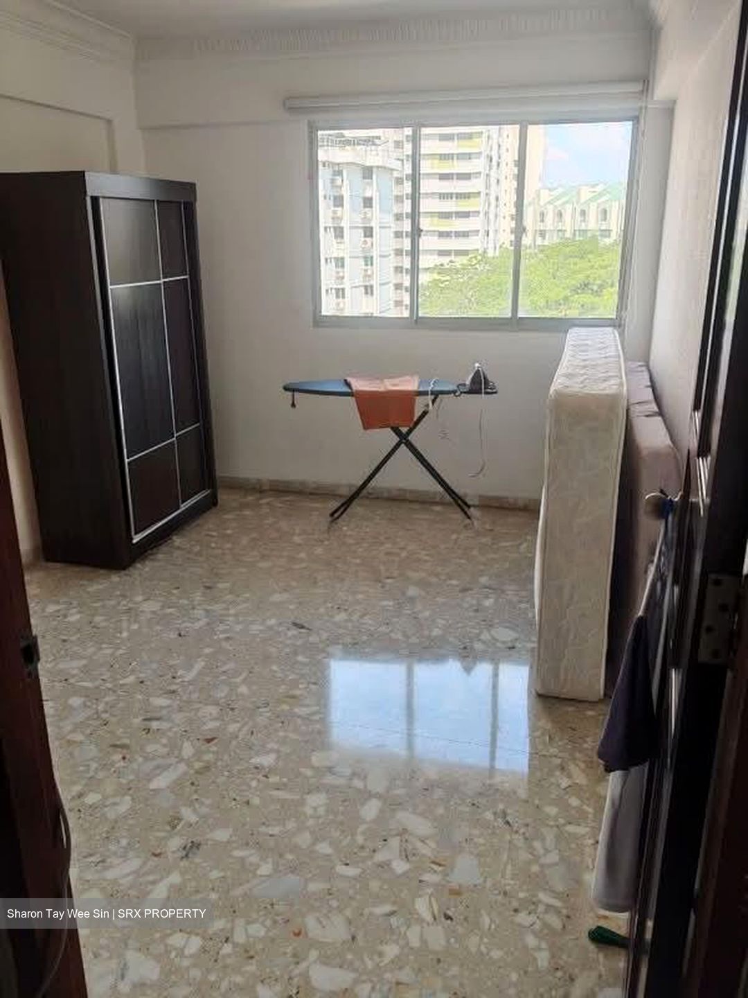 Blk 70 Siglap Lucky Valley (Bedok), HDB 4 Rooms #566579421